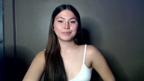 Snapshot of hot_precious_nikki chatting on 8, 7, 2026 Nikki online show from 8, 7, 2026