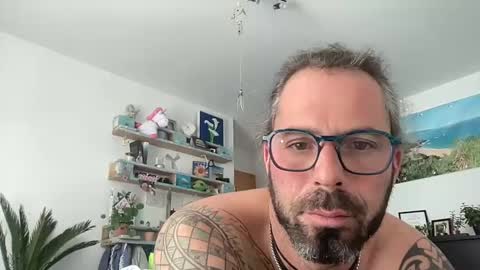 Snapshot of hot_sex83 chatting on 23, 12, 2024 letmedoo2 online show from 23, 12, 2024