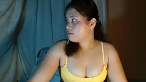 Snapshot of hot_sexy_mira chatting on 6, 5, 2026 mira online show from 6, 5, 2026
