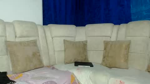 Snapshot of hot_sharks__ chatting on 22, 7, 2026 Hot Sharks online show from 22, 7, 2026