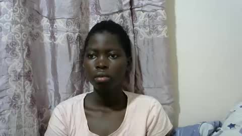 hot_shawrry online show from 2, 2, 2025