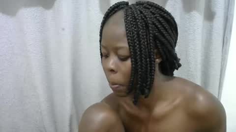 Snapshot of hot_shayla chatting on 21, 4, 2026 esiiii online show from 21, 4, 2026