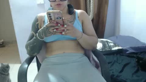 Hot and PowerHOPE U MISS ME online show from 20, 11, 2025