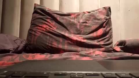 Snapshot of hotbeast00 chatting on 14, 12, 2025 hotbeast00 online show from 14, 12, 2025