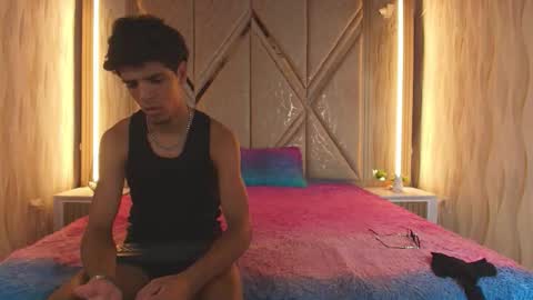 hotcouple_222 online show from 10, 3, 2026