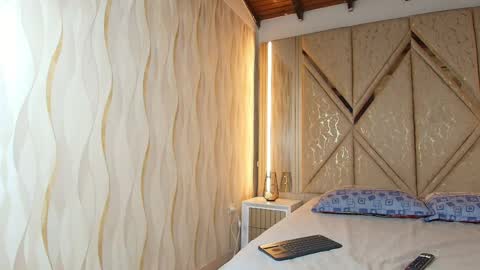 hotcouple_222 online show from 6, 4, 2026