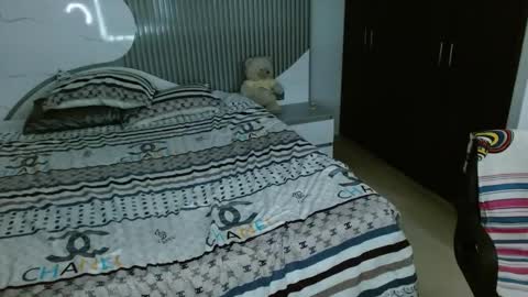 hotcouplexx11 online show from 5, 3, 2026