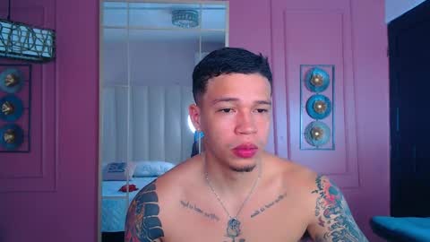 Hussain   aaron and Ekko online show from 19, 4, 2026