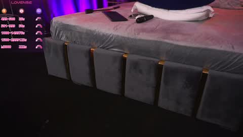 Mistress online show from 26, 9, 2025