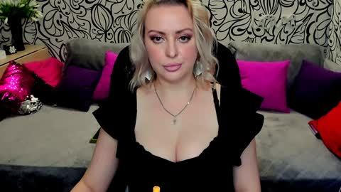 Snapshot of hotdreamhere chatting on 30, 1, 2025 Alice online show from 30, 1, 2025