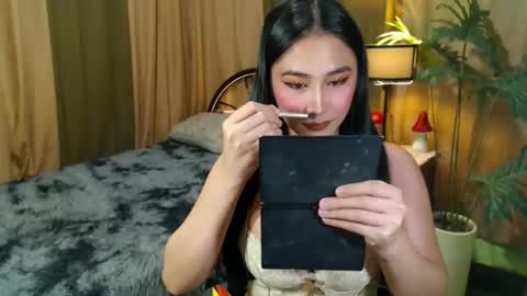 EVA online show from 6, 11, 2025