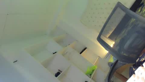 Snapshot of hotfalling_angel1 chatting on 12, 2, 2025 Angel online show from 12, 2, 2025