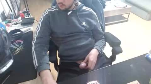 Snapshot of hotfilled chatting on 11, 4, 2026 Mephisto667 online show from 11, 4, 2026