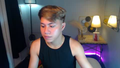 Snapshot of hotfucker_drei chatting on 24, 9, 2025 hotfucker_drei online show from 24, 9, 2025