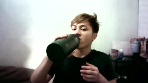 Snapshot of hotfucker_drei chatting on 10, 11, 2025 hotfucker_drei online show from 10, 11, 2025