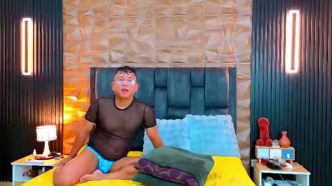 Snapshot of hotfuckers4uu chatting on 18, 7, 2026 felipe marcello online show from 18, 7, 2026