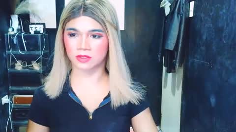 emily online show from 28, 3, 2026