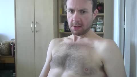Snapshot of hotgardenersexy chatting on 6, 4, 2026 Le jardinier sexy online show from 6, 4, 2026