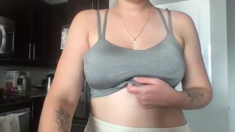 Snapshot of hotgirlbigbutt chatting on 9, 9, 2025 hotgirlbigbutt online show from 9, 9, 2025