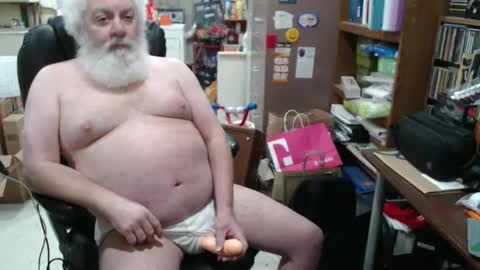 hotgrandpa594u online show from 17, 2, 2025