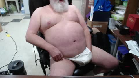 Snapshot of hotgrandpa594u chatting on 5, 2, 2026 hotgrandpa594u online show from 5, 2, 2026