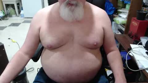 Snapshot of hotgrandpa594u chatting on 15, 2, 2026 hotgrandpa594u online show from 15, 2, 2026