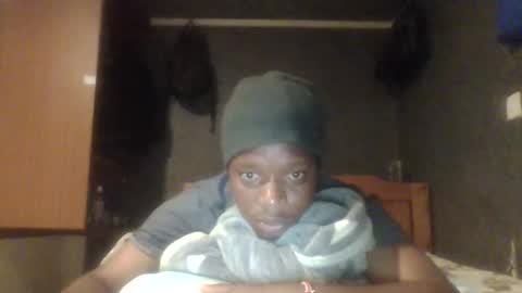 hotguyy001 online show from 15, 2, 2025