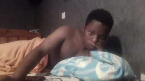 hotguyy001 online show from 22, 2, 2025