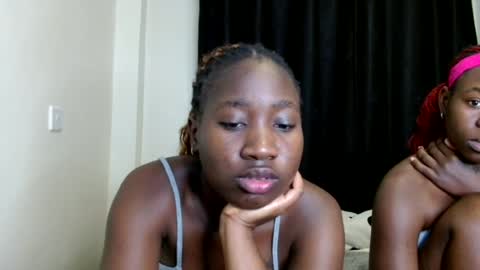 Snapshot of hotie_vive chatting on 24, 7, 2026 Hotie vives online show from 24, 7, 2026