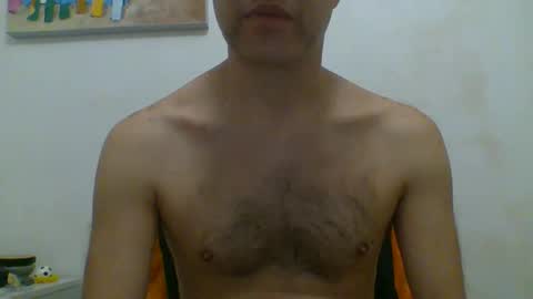 Snapshot of hotitan chatting on 2, 10, 2025 hottitan twitter Marianoshcam online show from 2, 10, 2025