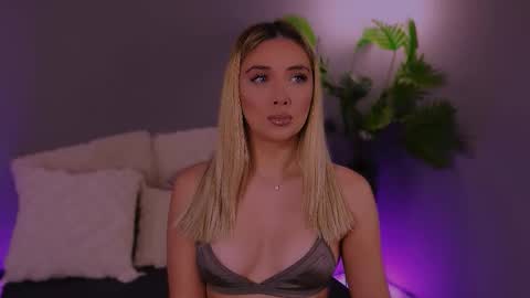 Snapshot of hotjessxx chatting on 27, 11, 2025 Maria online show from 27, 11, 2025