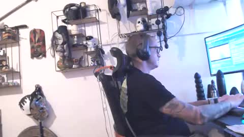 hotkinkytat online show from 28, 4, 2026