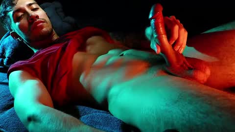 Hotlatinking online show from 12, 1, 2025