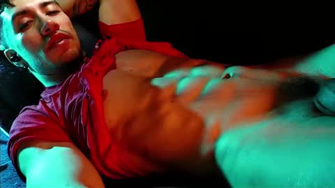 Hotlatinking online show from 16, 2, 2025