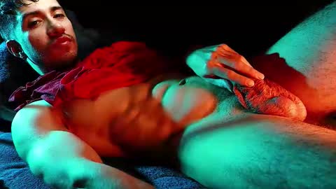 Snapshot of hotlatinking chatting on 14, 12, 2025 Hotlatinking online show from 14, 12, 2025