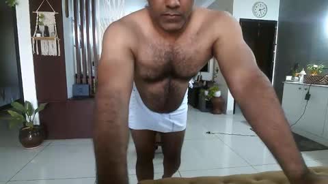 hotm_on_cam online show from 28, 9, 2025