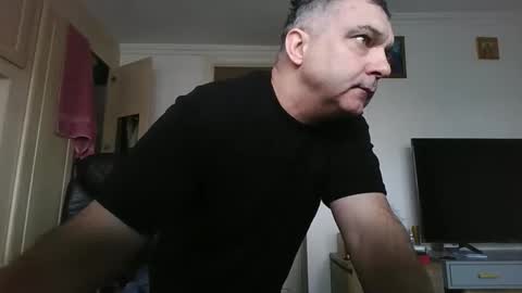 hotman7423 online show from 7, 3, 2026