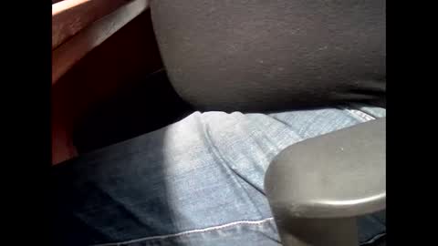 Snapshot of hotmassage50 chatting on 3, 3, 2025 hotmassage50 online show from 3, 3, 2025