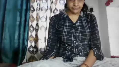 lola online show from 11, 1, 2025