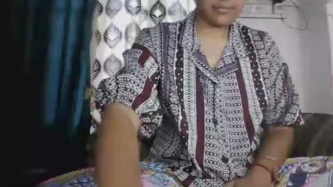 lola online show from 17, 4, 2026