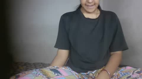 lola online show from 30, 4, 2026