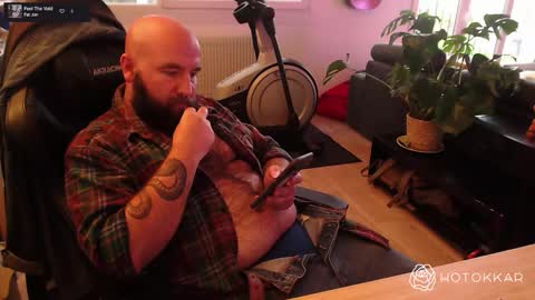 Snapshot of hotokar chatting on 6, 10, 2025 Hotokkar online show from 6, 10, 2025