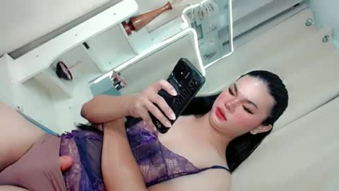 hotsiren101 online show from 14, 6, 2026