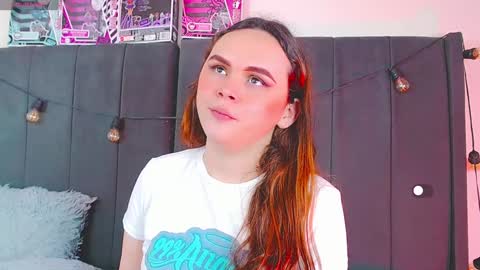 Snapshot of hotsisterssamdlers chatting on 9, 2, 2025 LINDADAYANA online show from 9, 2, 2025