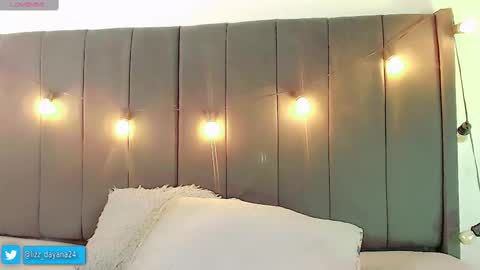 Snapshot of hotsisterssamdlers chatting on 2, 3, 2025 LINDADAYANA online show from 2, 3, 2025