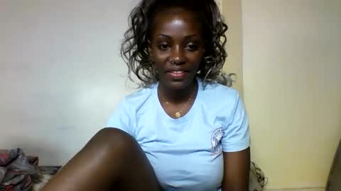 Snapshot of hott_amalia chatting on 9, 9, 2025 Amalia online show from 9, 9, 2025