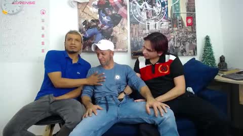 Snapshot of hott_asses chatting on 19, 12, 2024 hott_asses online show from 19, 12, 2024