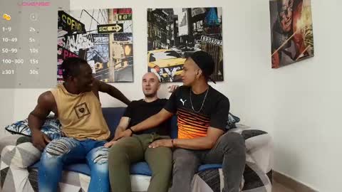 Snapshot of hott_asses chatting on 18, 1, 2025 hott_asses online show from 18, 1, 2025