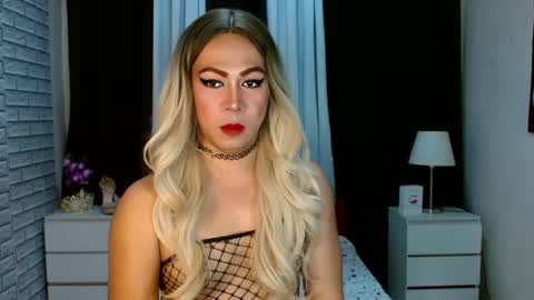 Snapshot of hott_summerr chatting on 19, 12, 2024 Alex Summer online show from 19, 12, 2024
