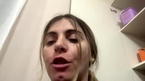 Snapshot of hottalicia2 chatting on 16, 12, 2025 hottalicia2 online show from 16, 12, 2025